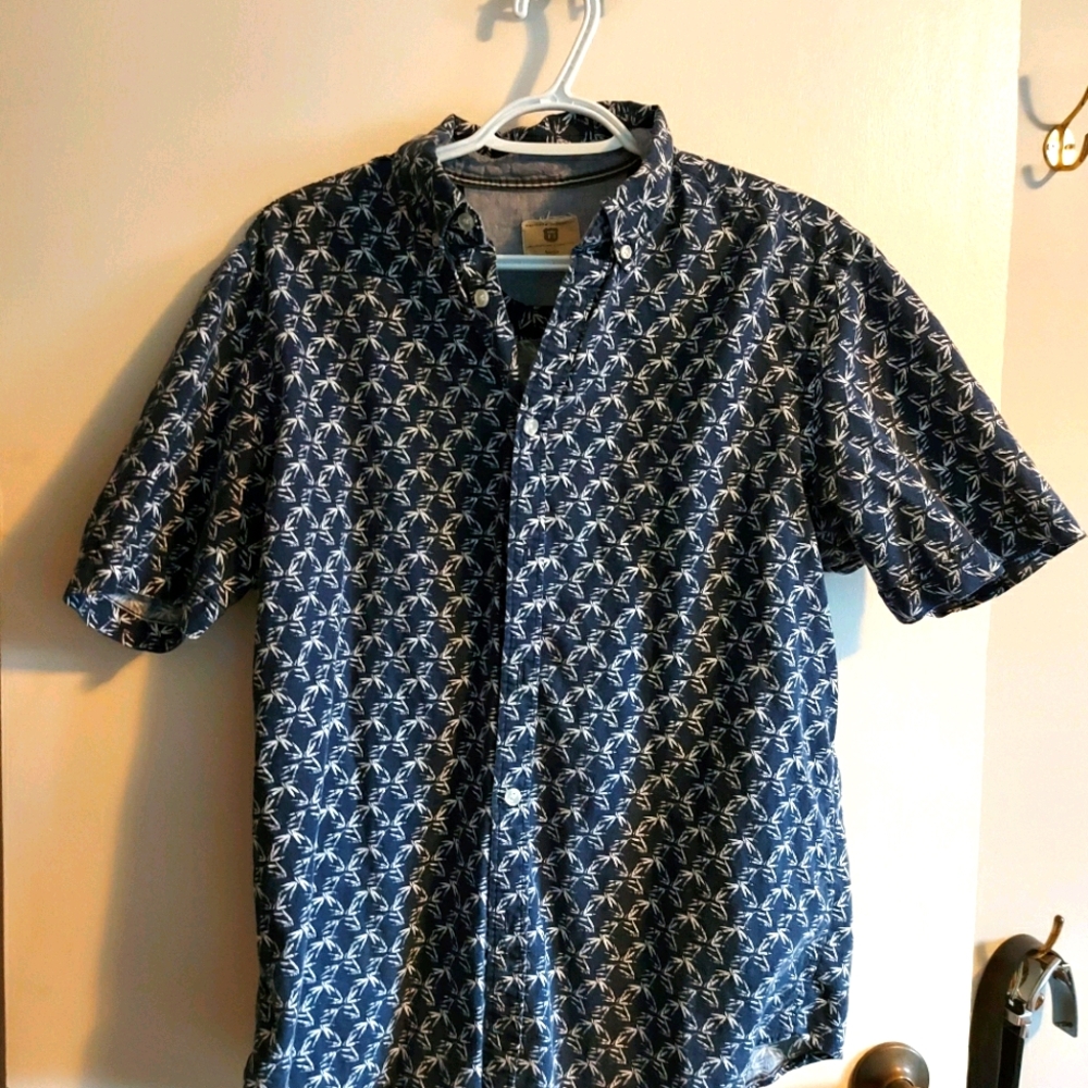 Patterned Button-Up